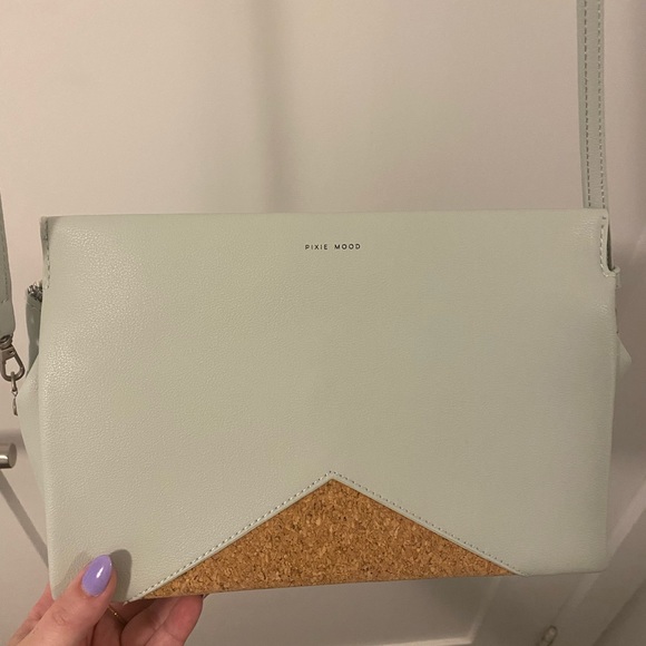 NWOT Pixie Mood Margaret crossbody bag - Picture 2 of 5